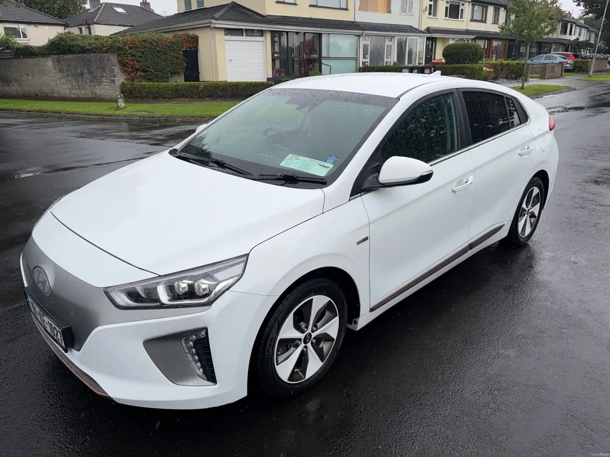 191 Hyundai ICONIQ NCT 01/27 - Image 4