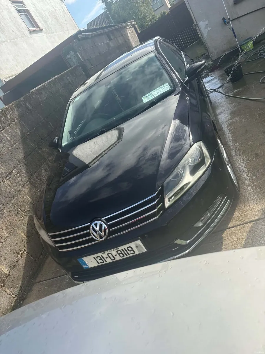 Volkswagen Passat 2013 - Image 1