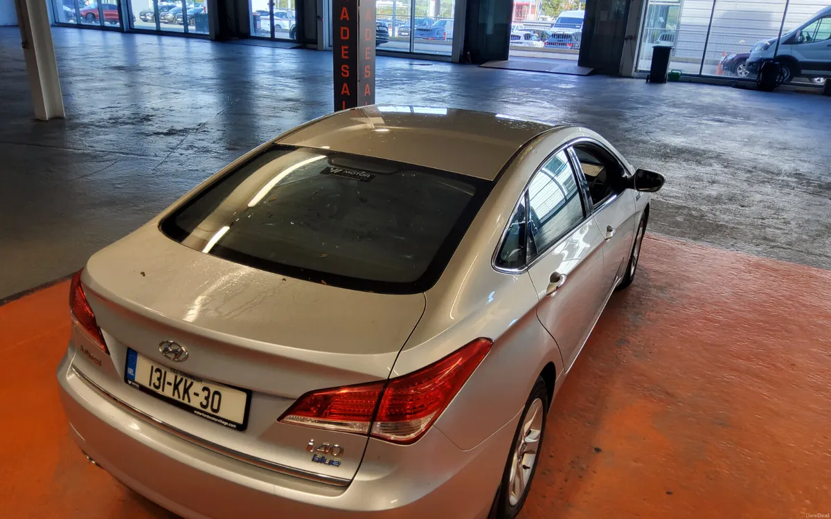 Hyundai i40 2013 - Image 2