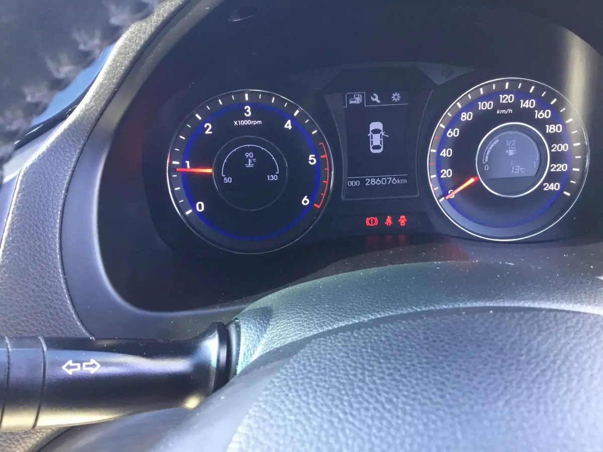 Hyundia I  140. Ex - Image 6