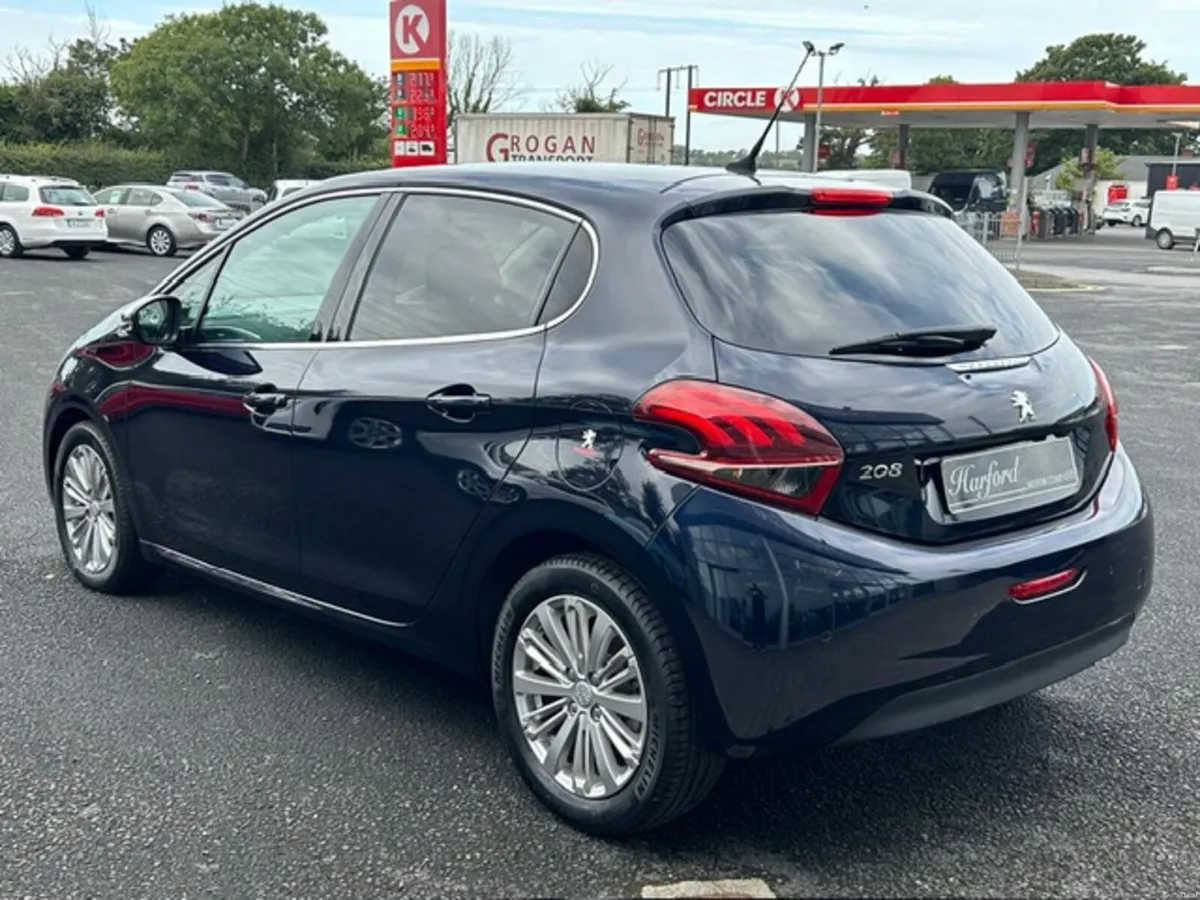 Peugeot 208 1.2 Automatic Only 49,900Km - Image 5