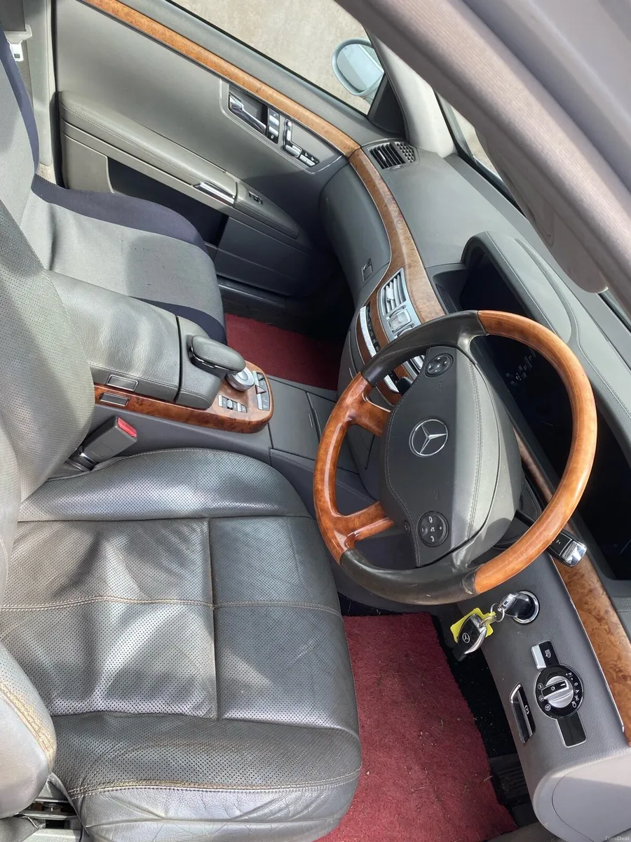 Mercedes S Class 320 - Image 3