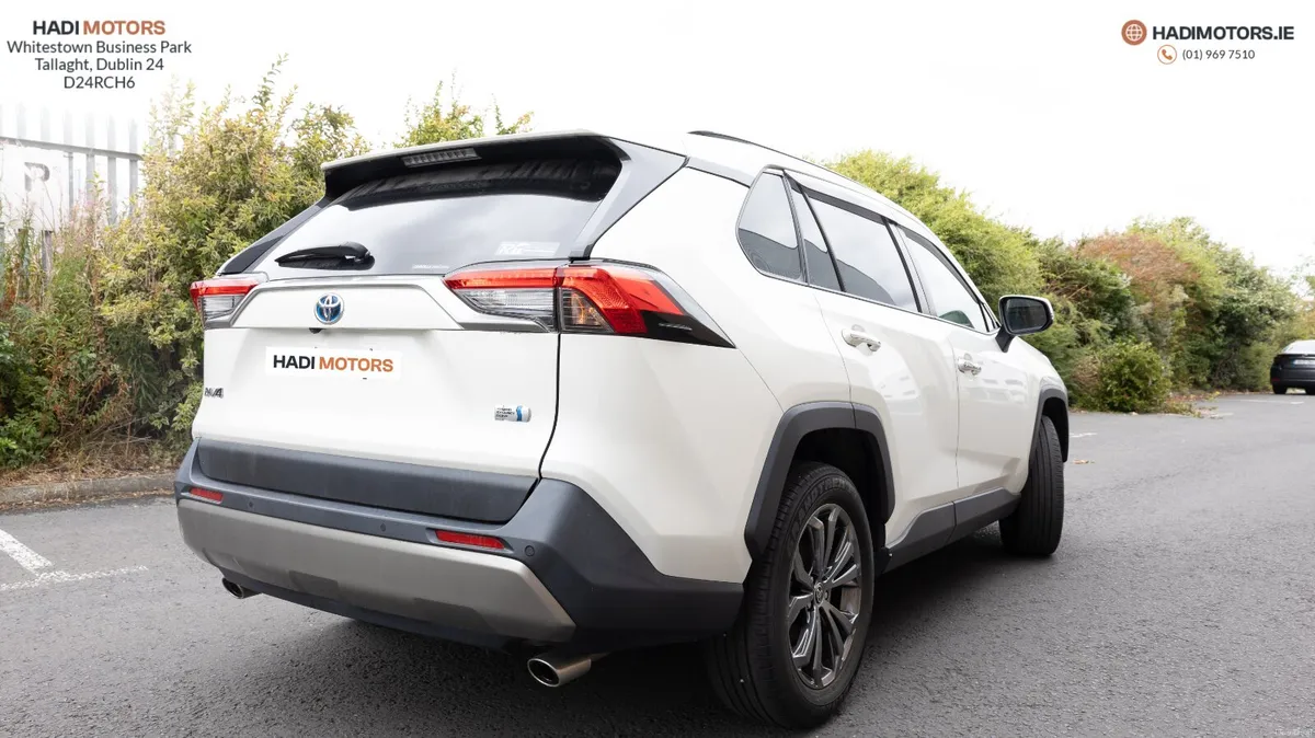 TOYOTA RAV4 2.5 HYBRID 4WD 2022 WHITE - 57,950KM - Image 4