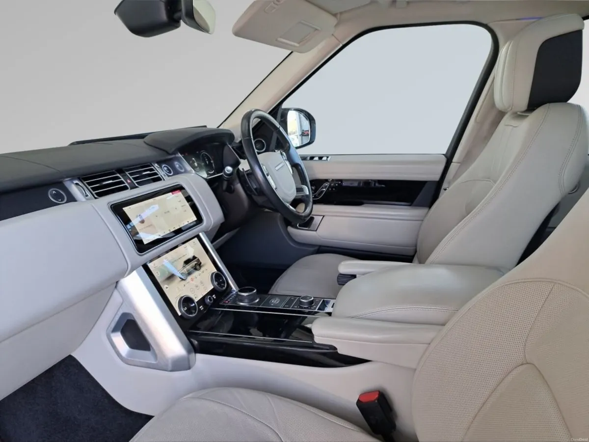 Land Rover Range Rover 2.0 I4 PHEV 404 PS Vogue SE - Image 4