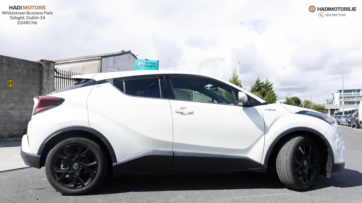 TOYOTA C-HR 1.8 HYBRID 2019 WHITE - 50,270KM - Image 4