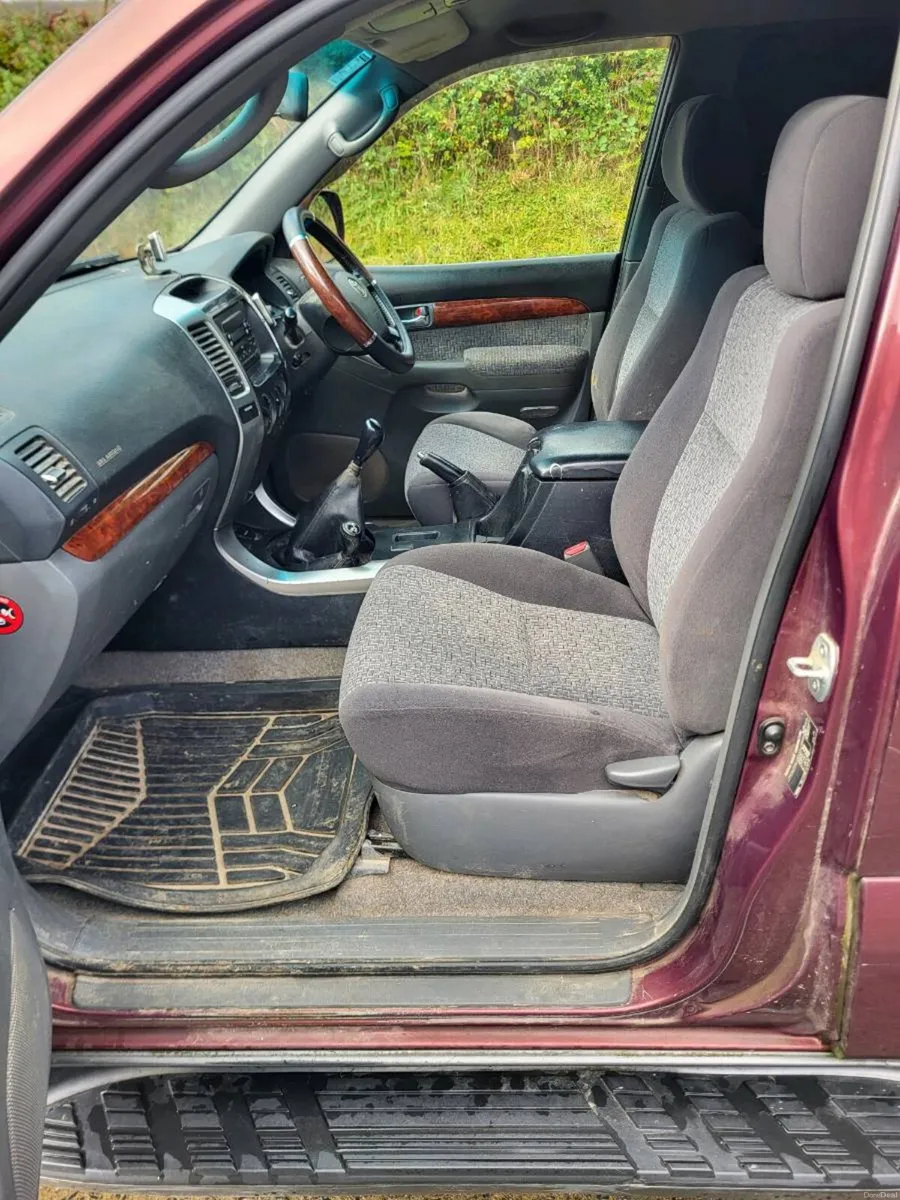 Toyota Landcruiser - Image 6