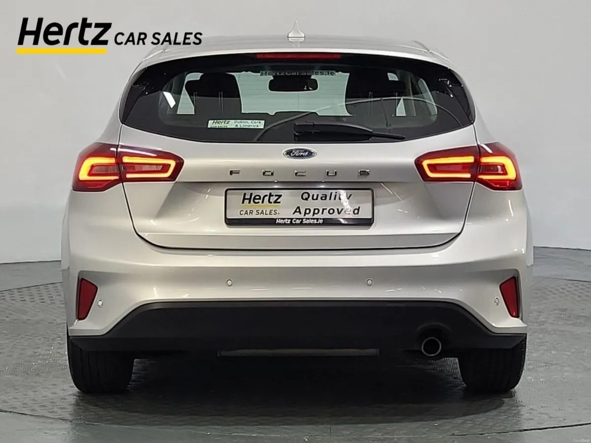 Ford Focus TITANIUM Petrol Manual - Image 4