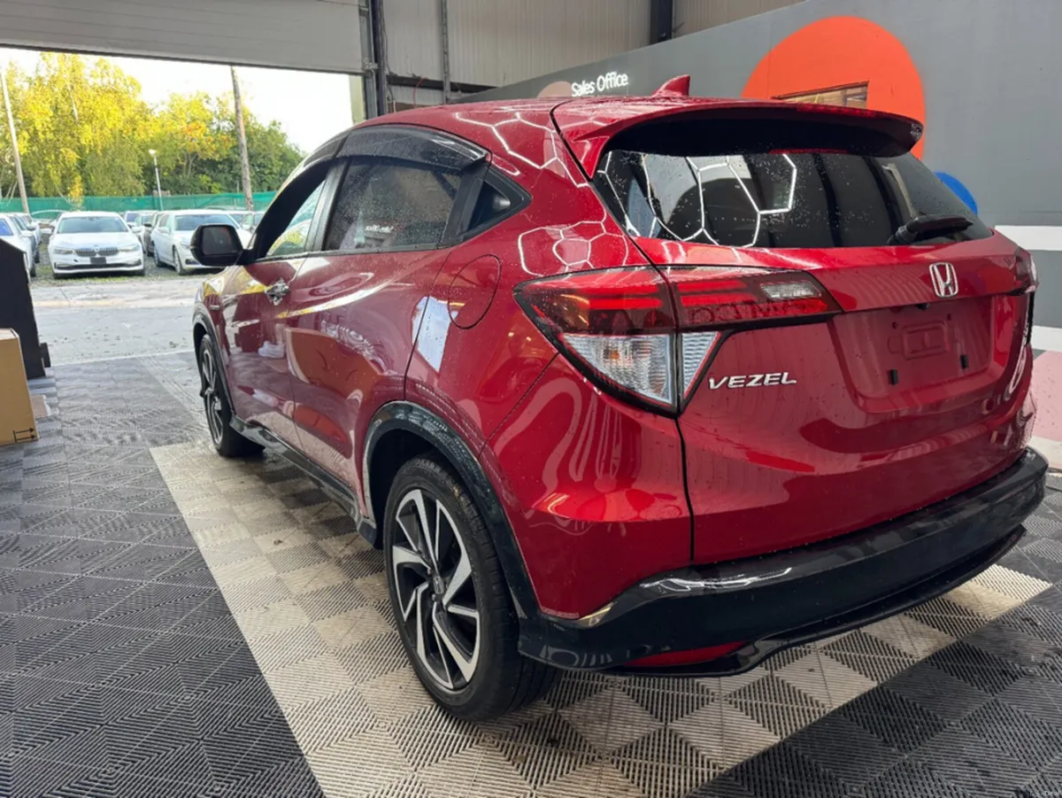 Honda Vezel 2018 HONDA VEZEL HV RS SENSING HYBRID - Image 5