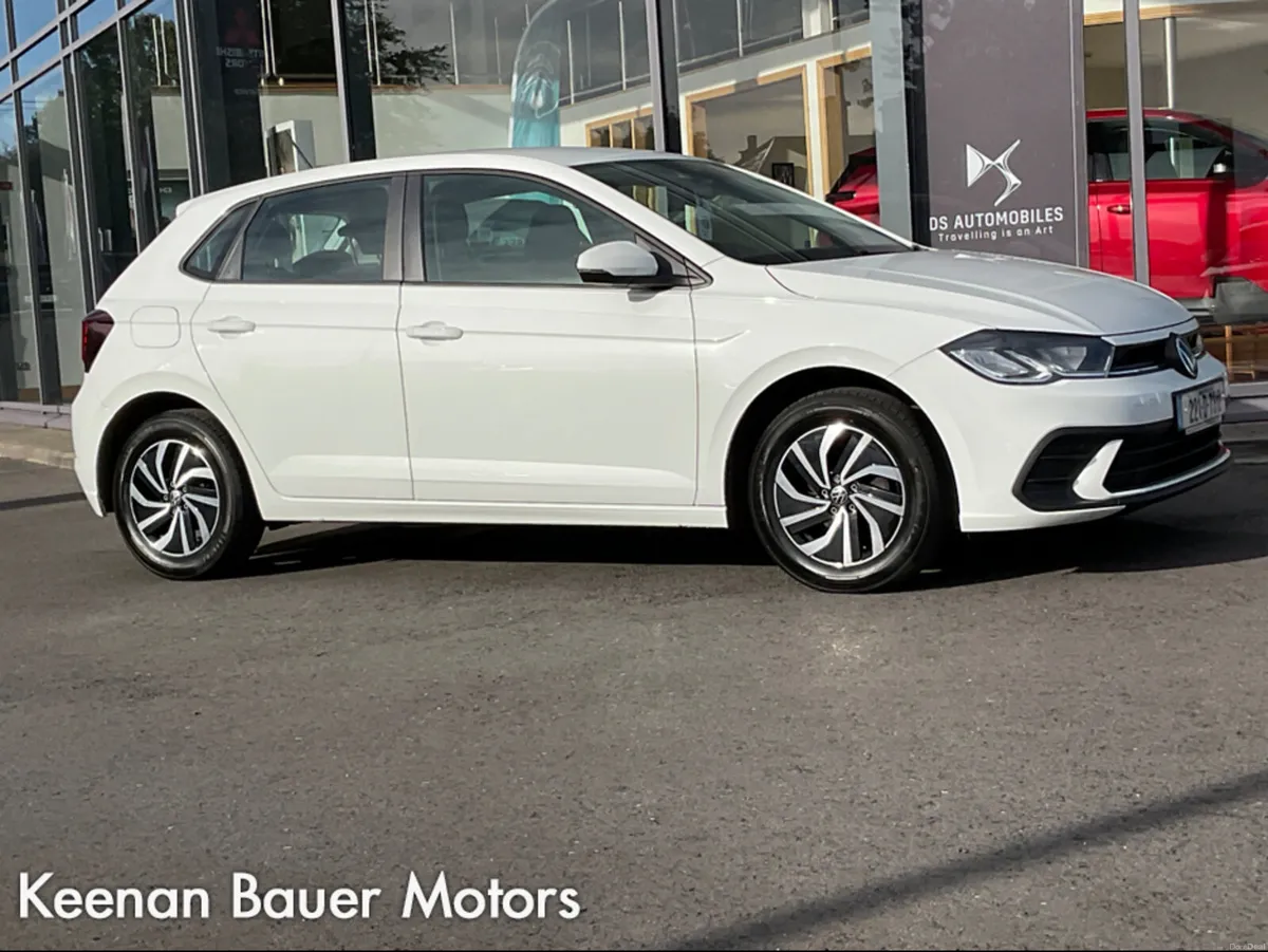 Volkswagen Polo 1.0 MPI MANUAL 5SPEED 80HP 5DR - Image 6