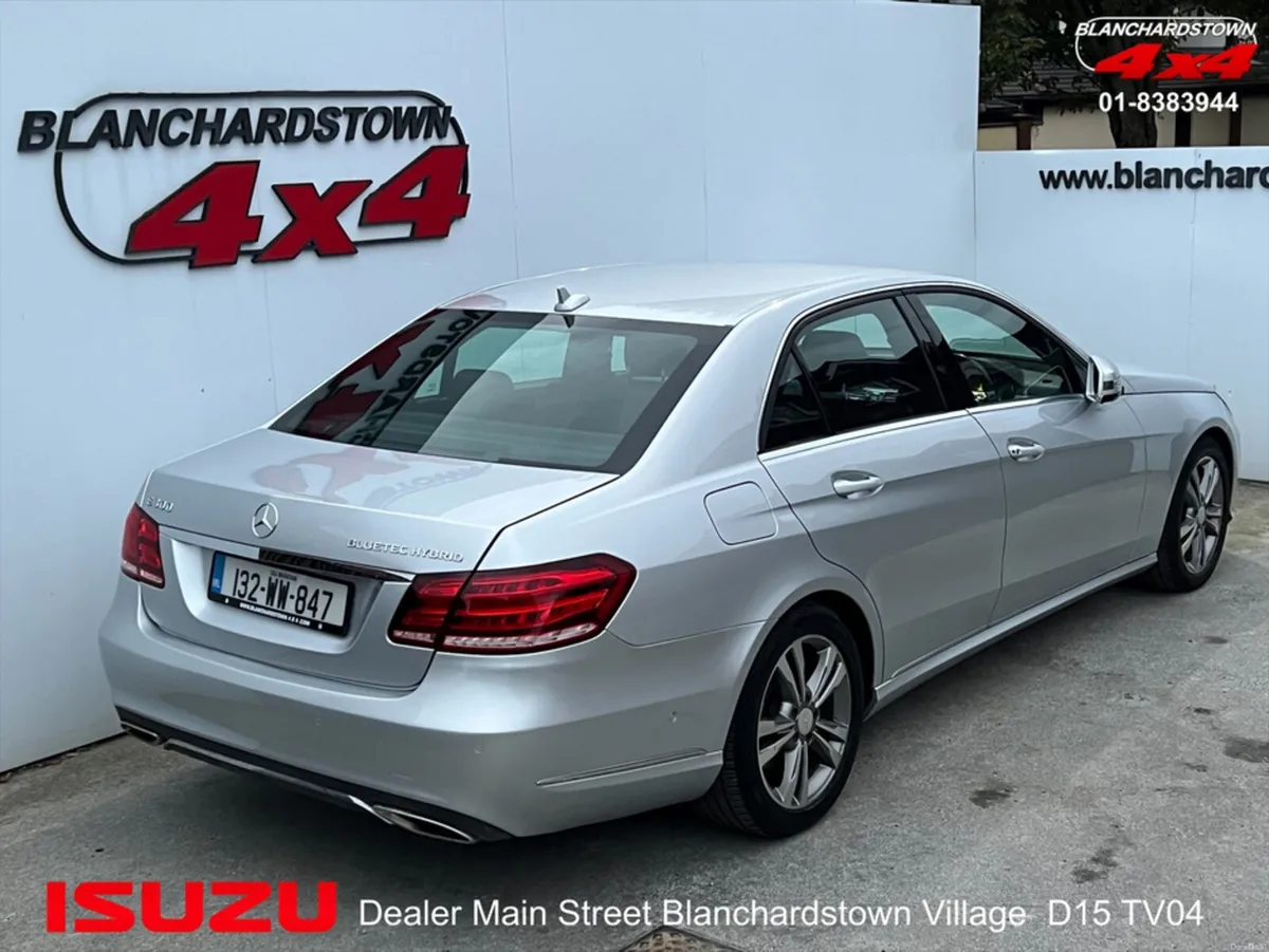 Mercedes-Benz E-Class E SERIES BLUETEC SE 4DR AUTO - Image 2