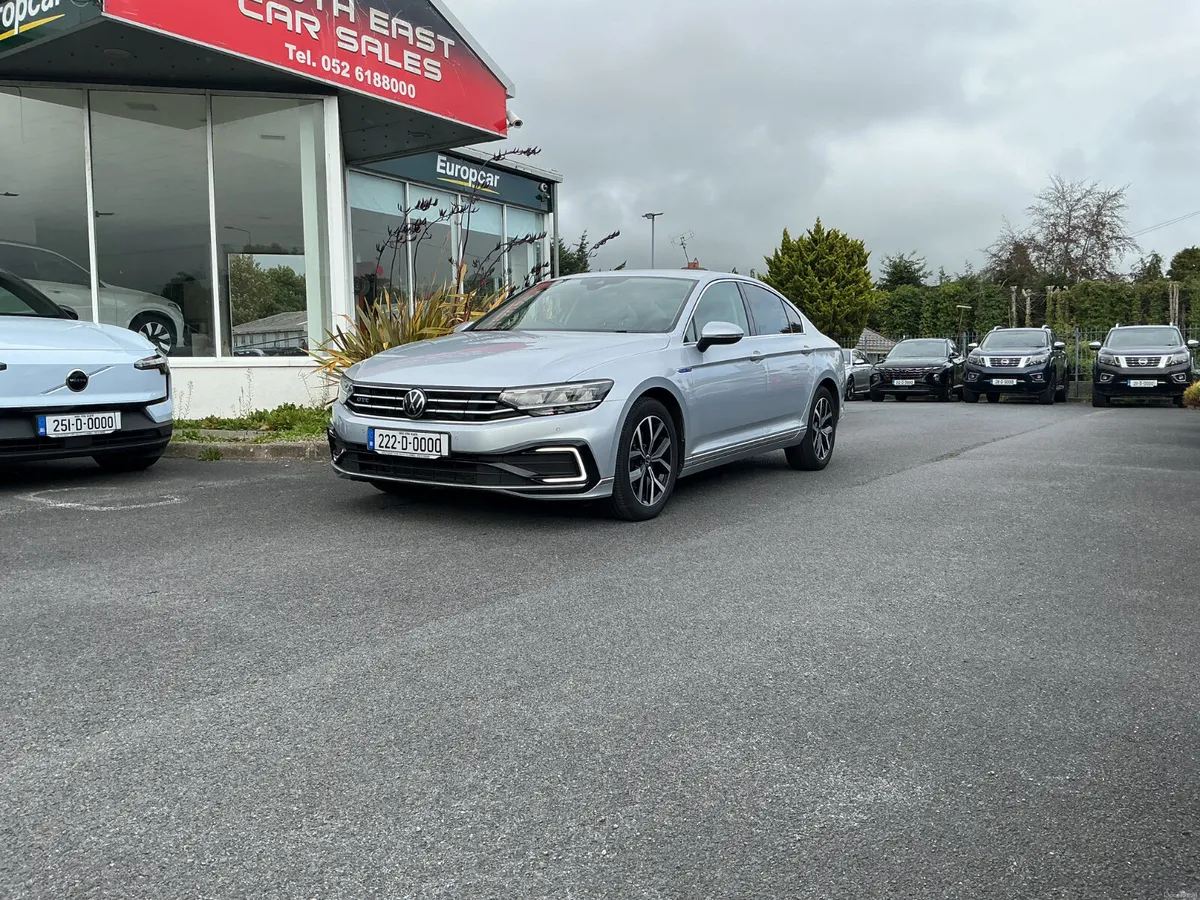 2022 VOLKSWAGEN PASSAT SALOON 1.4 HYBRID - Image 2
