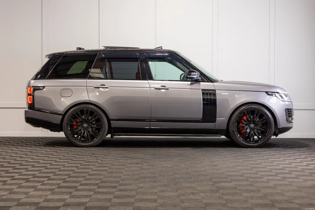 2021 Range Rover Westminster Black P400e - Image 6