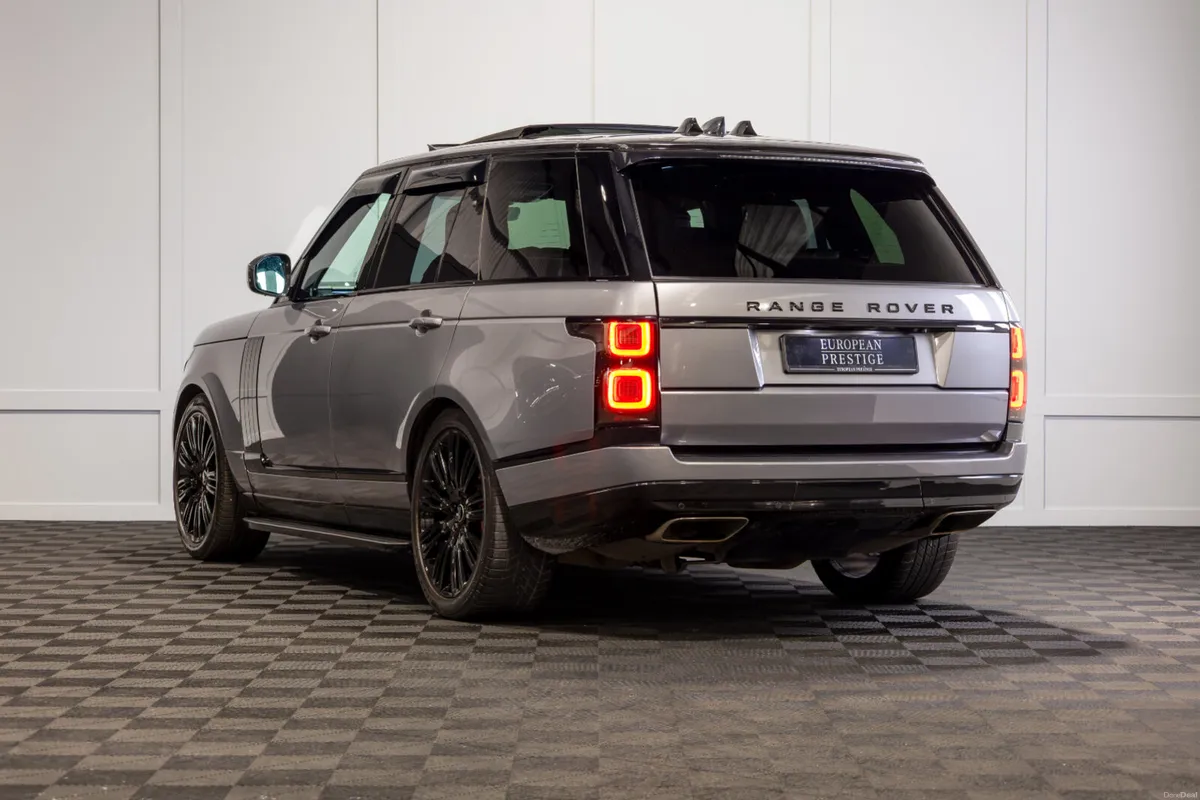 2021 Range Rover Westminster Black P400e - Image 4