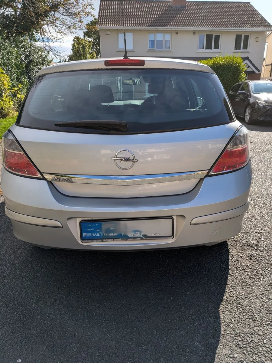 Opel Astra 2009 1.4 Petrol - Image 4