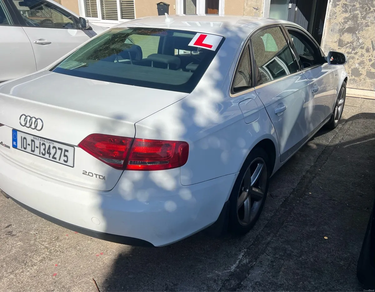 2010 Audi A4 - Image 4