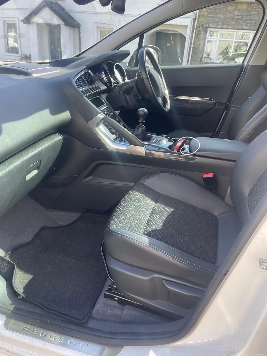 Peugeot 3008 2015 - Image 6
