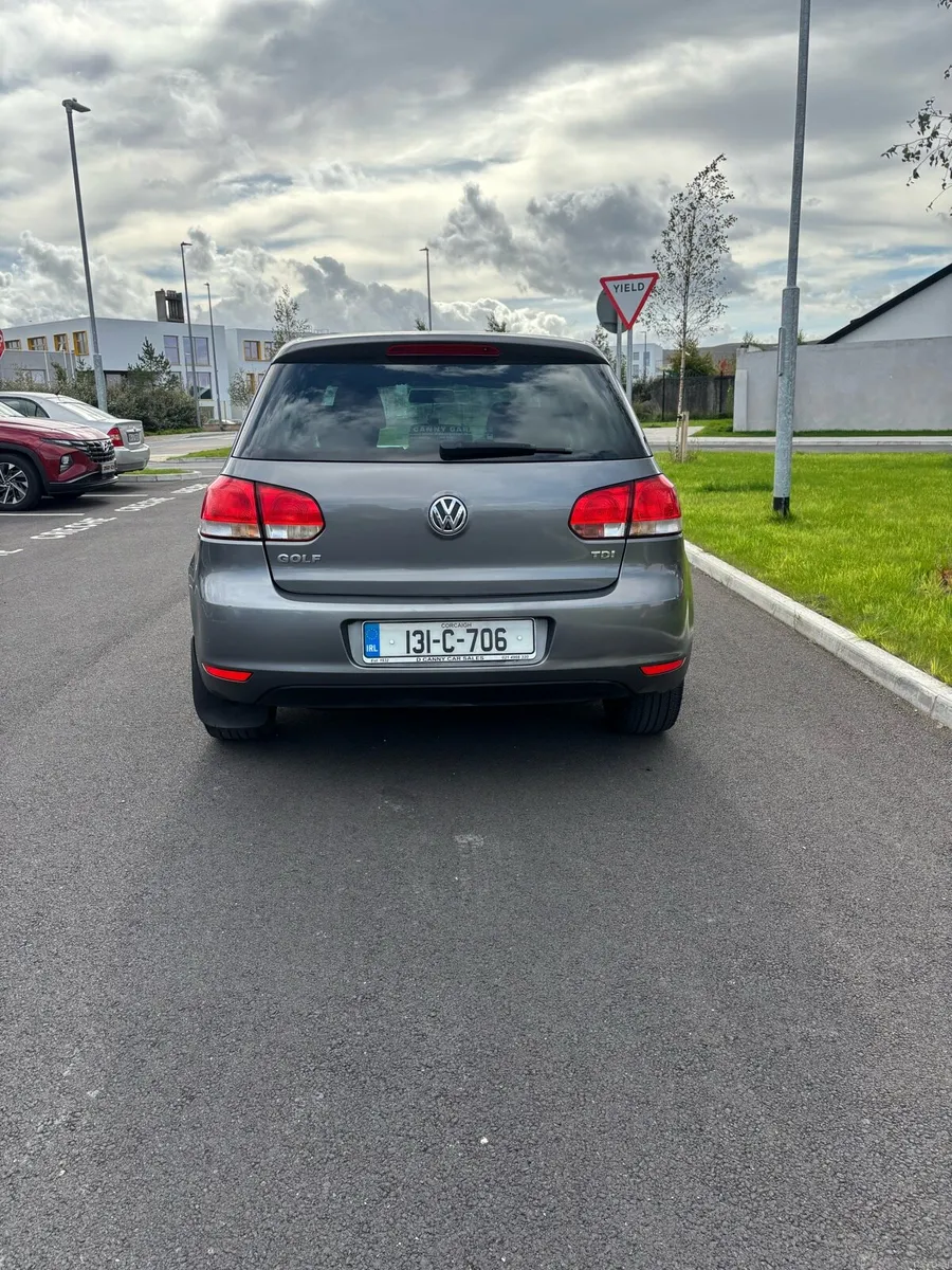 2013 Volkswagen Golf NEW NCT - Image 3