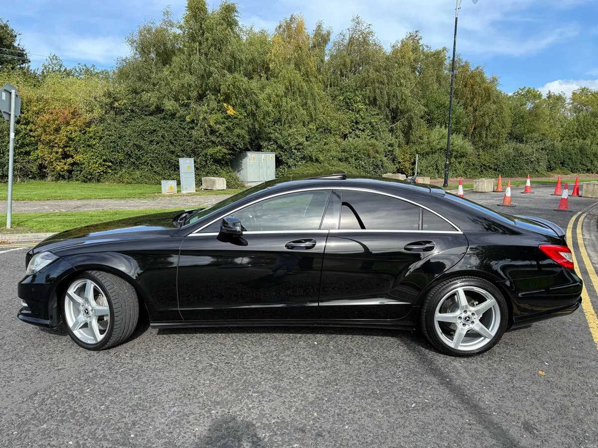 MERCEDES BENZ CLS 350CDI - Image 2