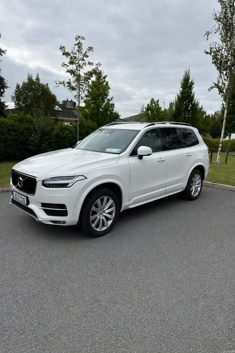 2018 Volvo XC90 D4 Momentum - Image 1