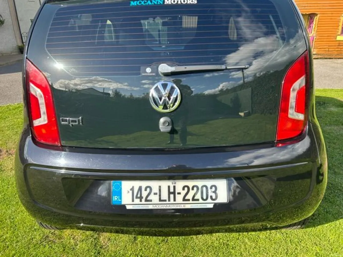 Volkswagen up! 2014 - Image 2