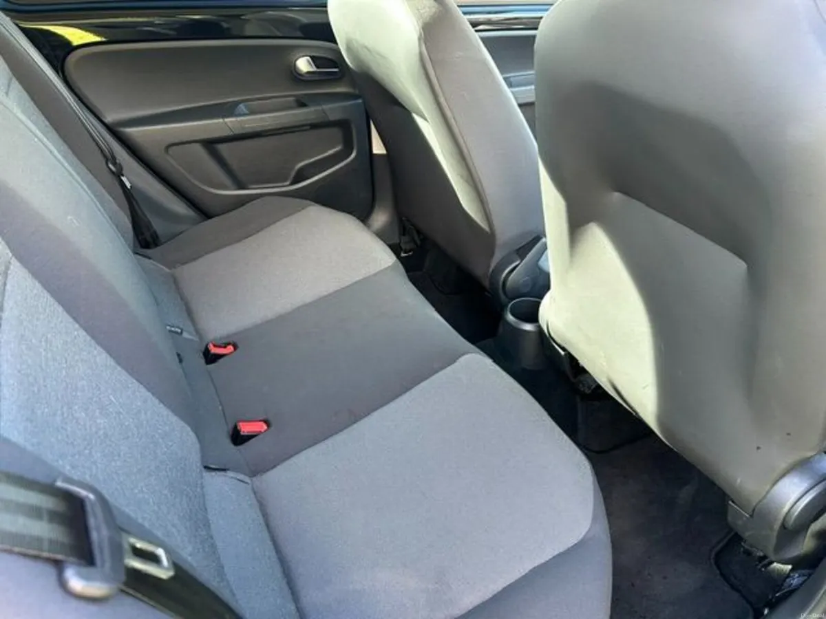 Volkswagen up! 2014 - Image 6