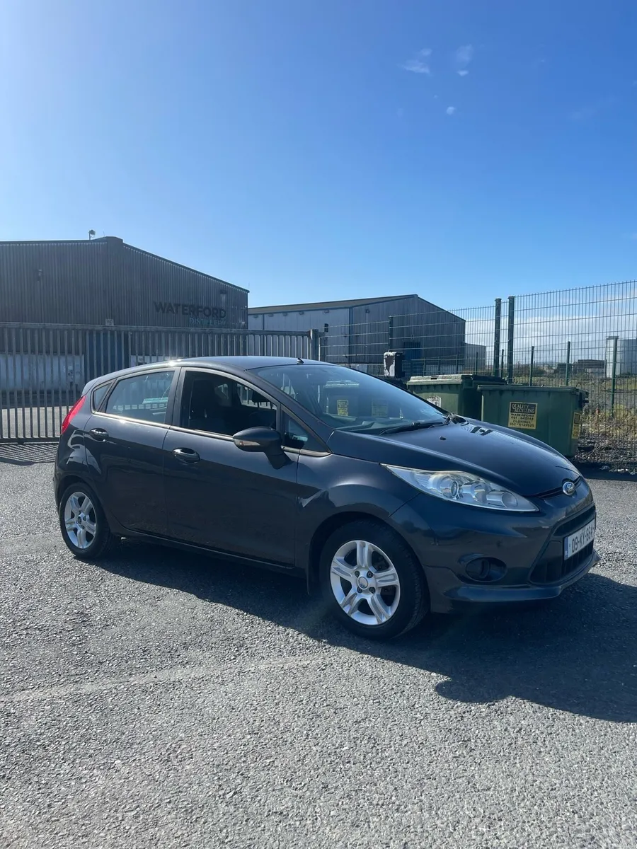 Ford fiesta 2009 - Image 2