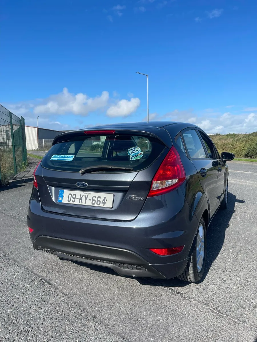 Ford fiesta 2009 - Image 5