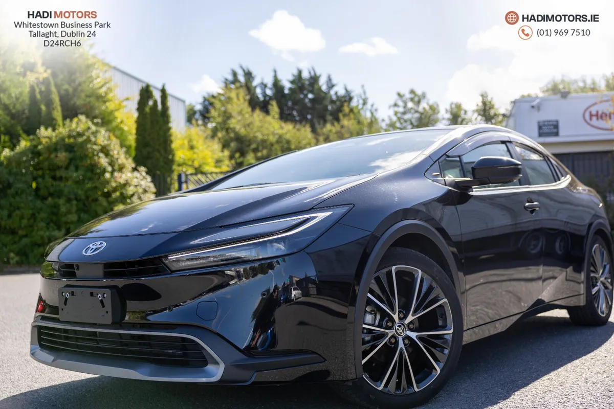 TOYOTA PRIUS 2.0 HYBRID 2023 BLACK - 22,121KM - Image 2