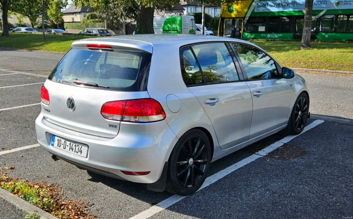 Volkwagen Golf 1.6 TDI - Full Service History - Image 5