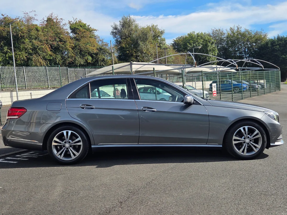 **Low KMs** Mercedes-Benz E220d - Image 3