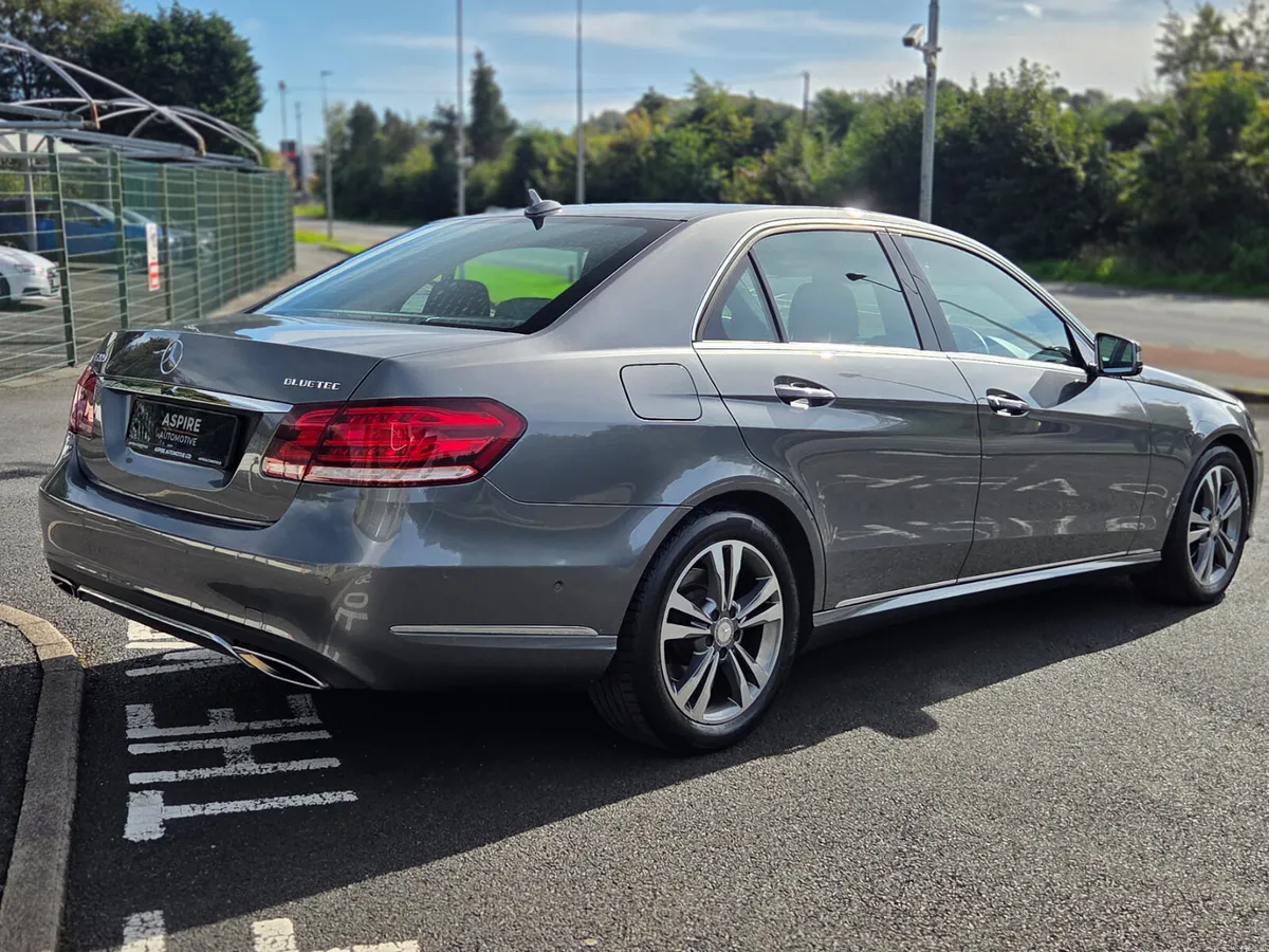 **Low KMs** Mercedes-Benz E220d - Image 4
