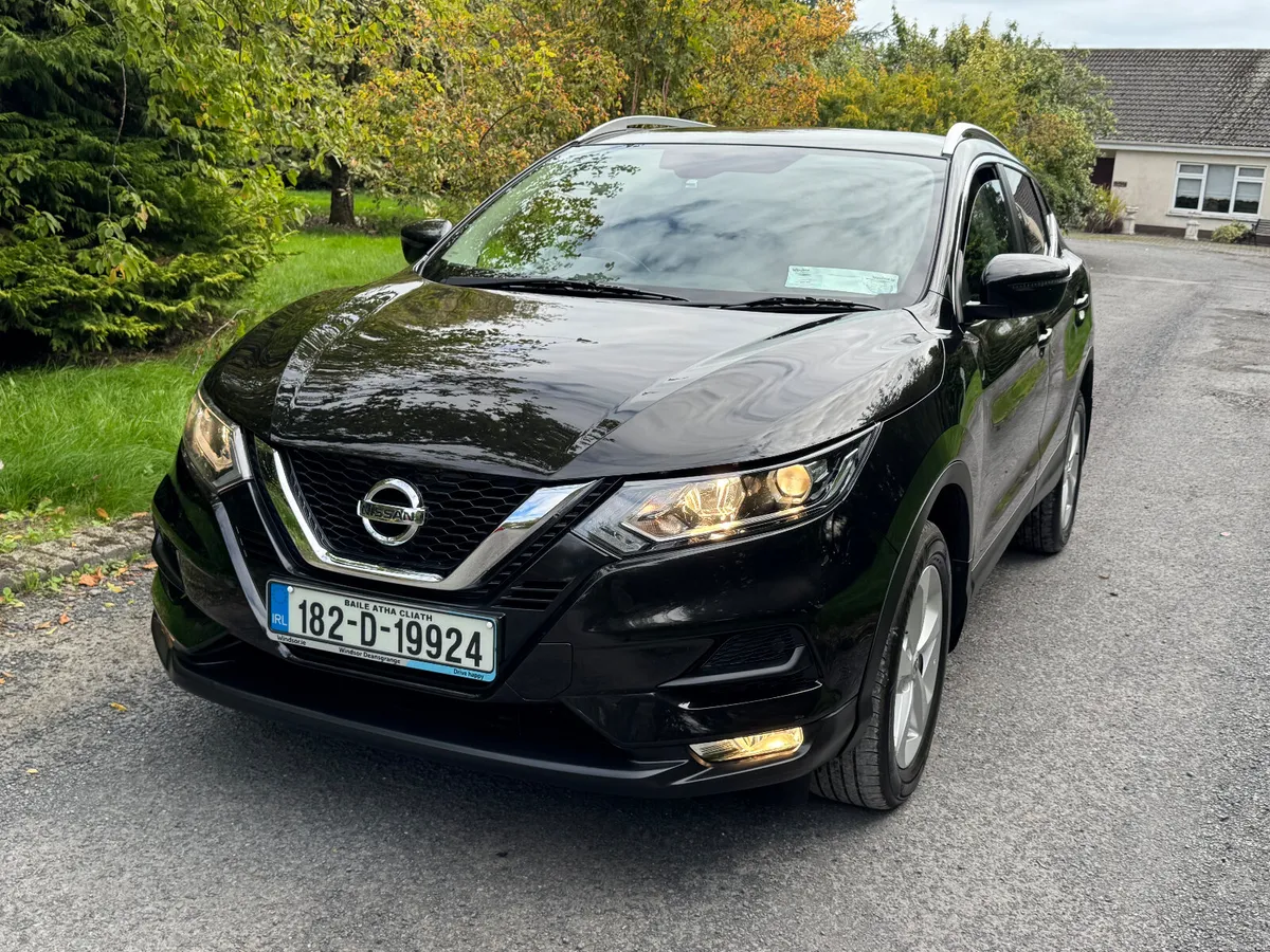 18 Nissan Qashqai 1.5DCI SV MODEL - Image 2