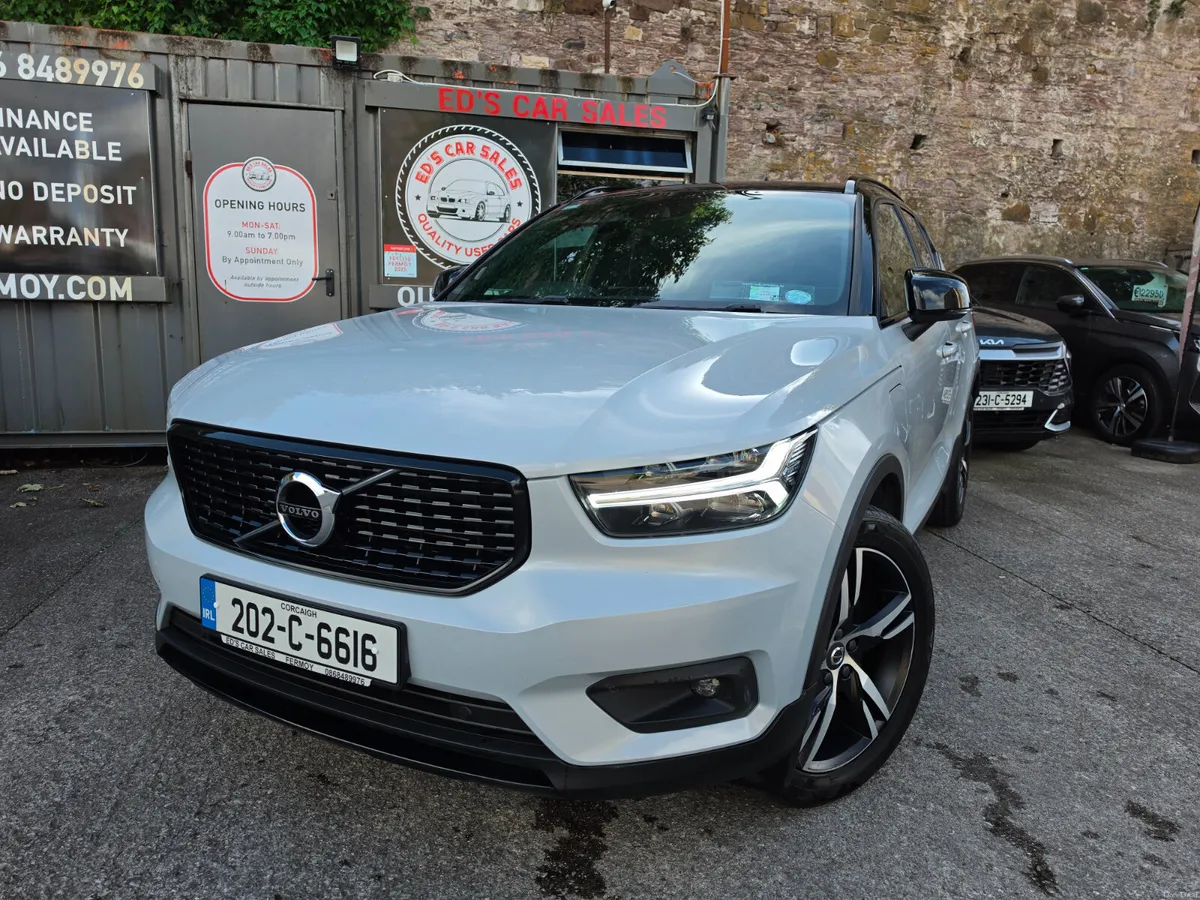 Volvo XC40 T5 R-Design Recharge 262 Bhp 2020 (202) - Image 5
