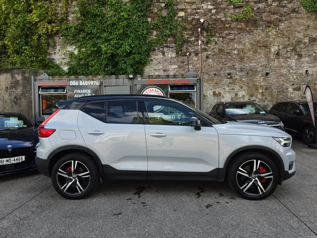 Volvo XC40 T5 R-Design Recharge 262 Bhp 2020 (202) - Image 3
