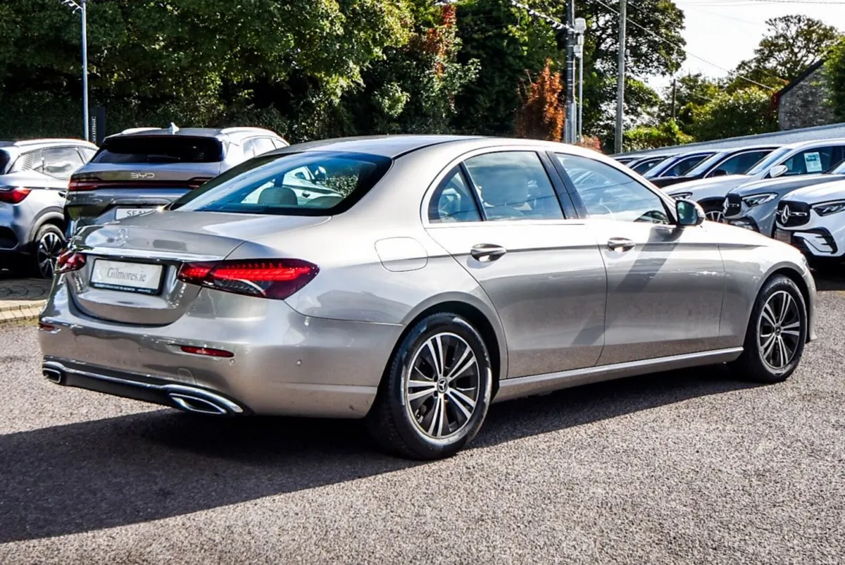 Mercedes-Benz E-Class E220d Avantgarde 194bhp Auto - Image 2