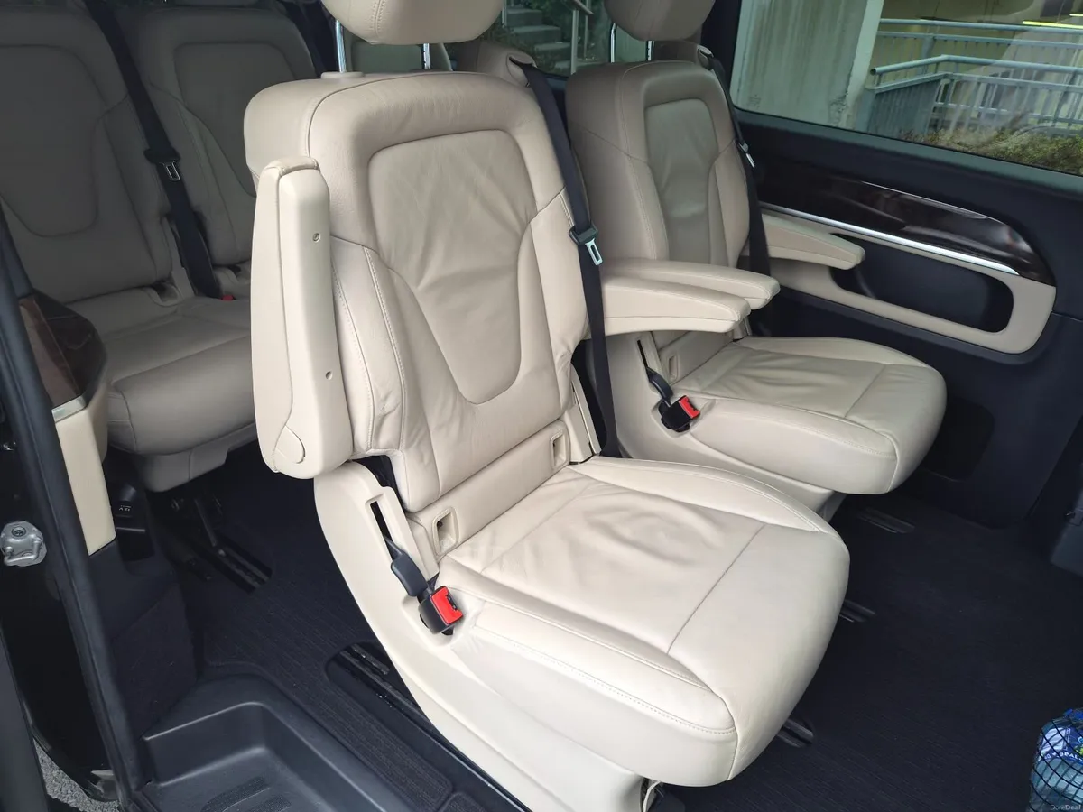 Mercedes-Benz V-Class 2016 - Image 3