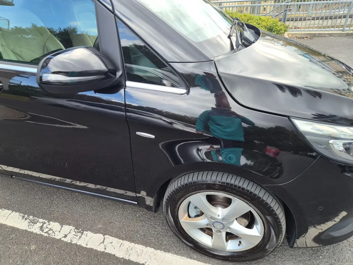 Mercedes-Benz V-Class 2016 - Image 6