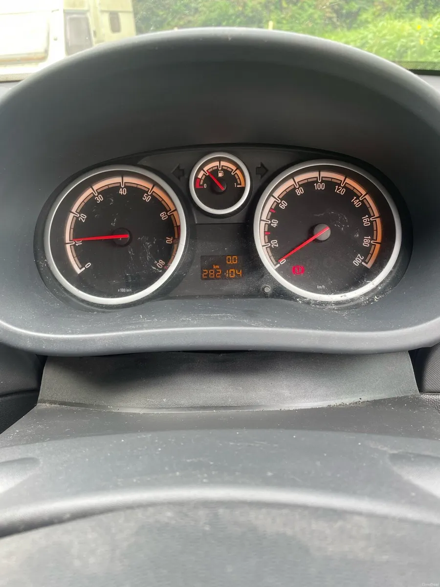 Opel corsa - Image 5