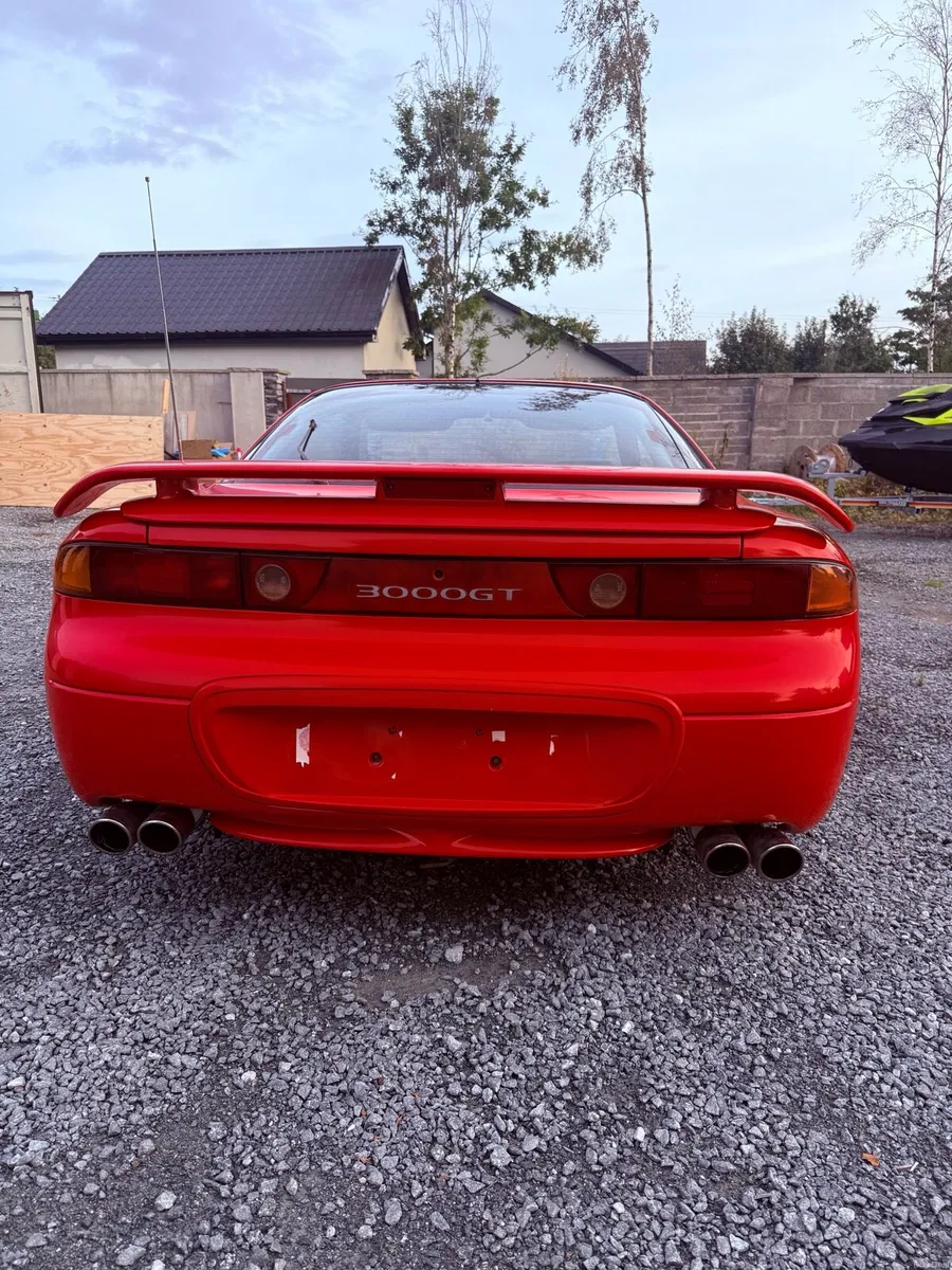 Mitsubishi 3000GT - Image 5