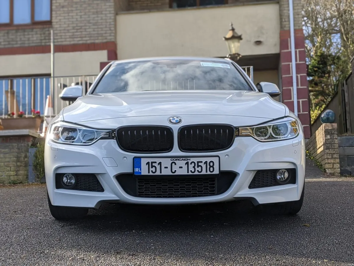 BMW 3-Series 2015 - Image 2