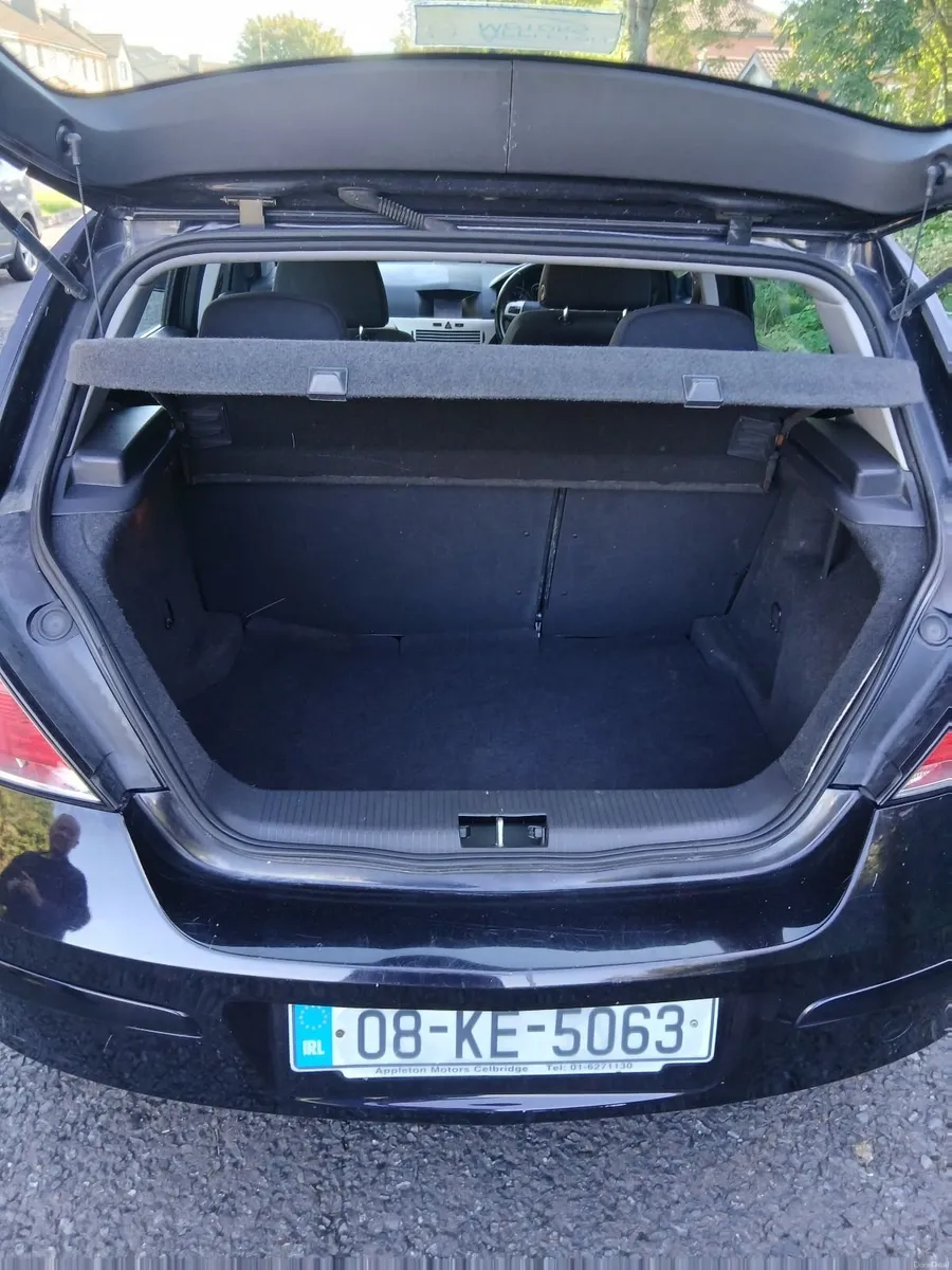 Opel Astra 2008 - Image 4
