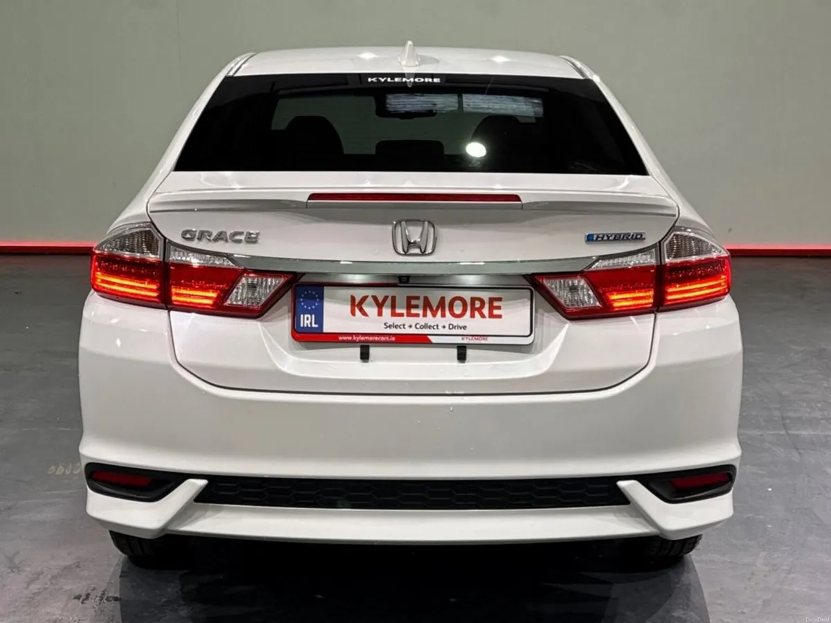 Honda Grace 1.5 HYBRID AUTOMATIC - REVERSE CAMERA - Image 4