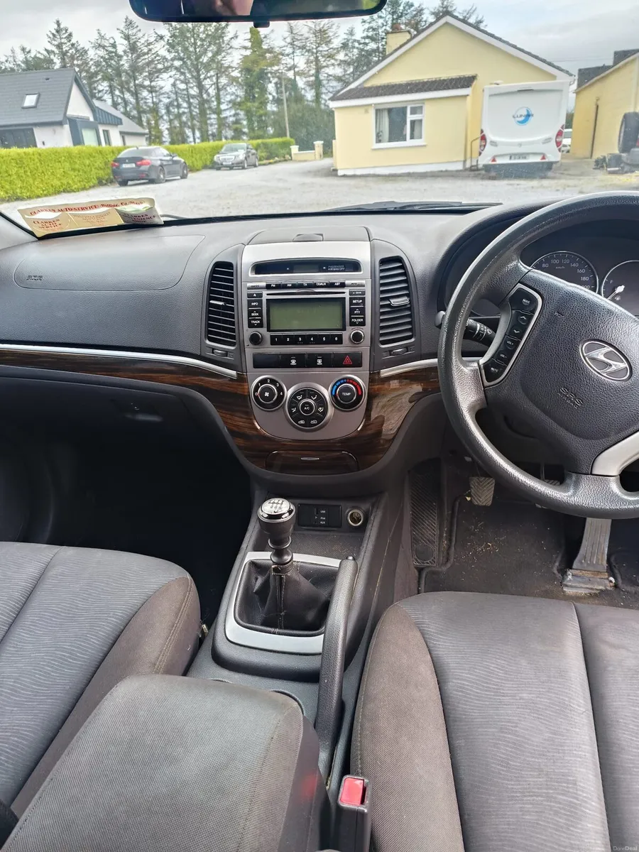 Hyundai Santa Fe - Image 4