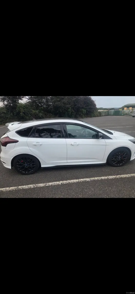 Ford focus St line 1.5 tdci (NCT March 2028) - Image 1