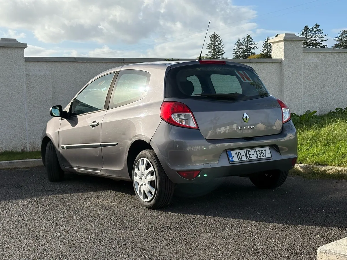 Renault Clio 1.1 Petrol - Image 4