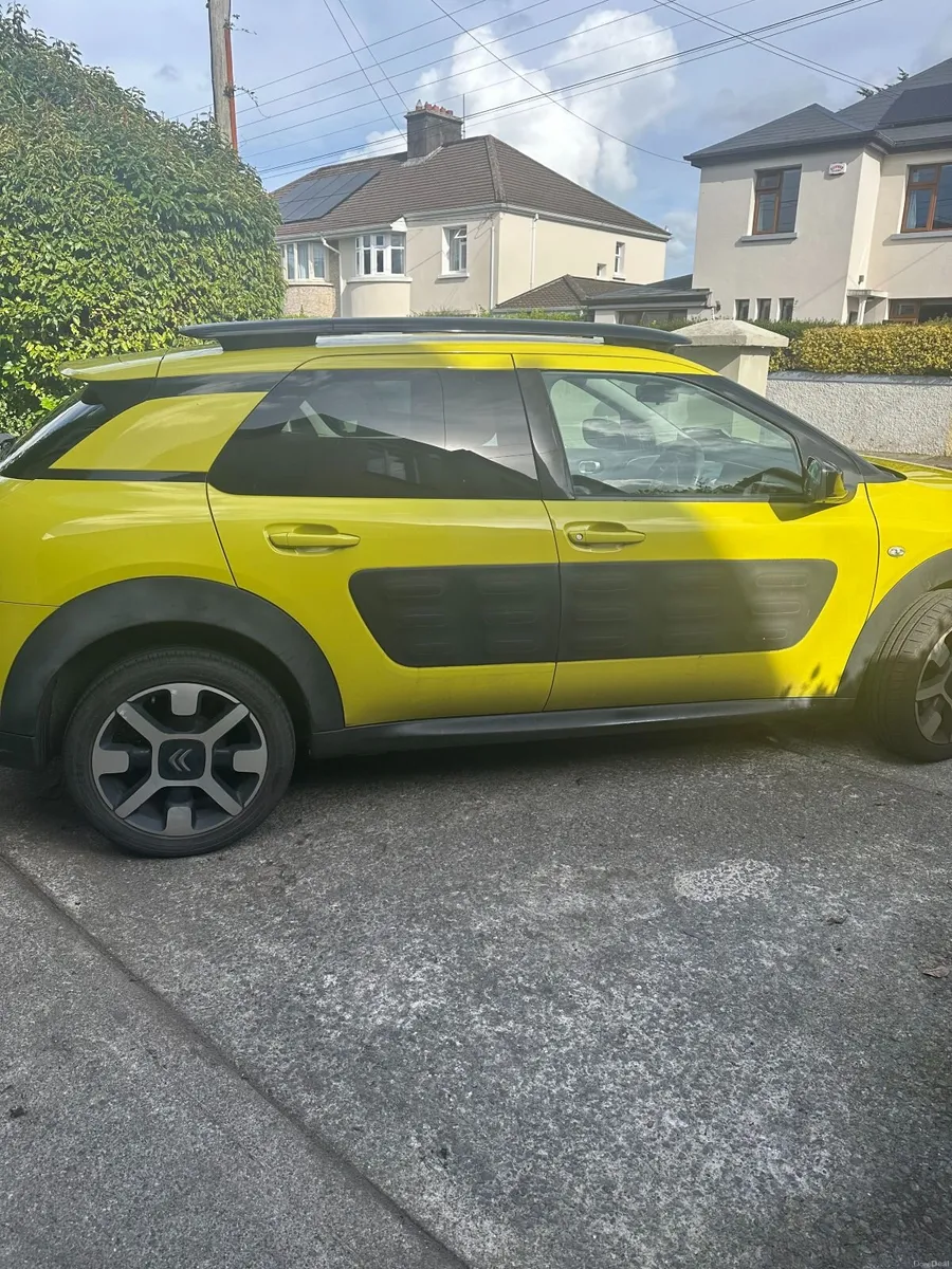 Citroen C4 Cactus 2015 - Image 2