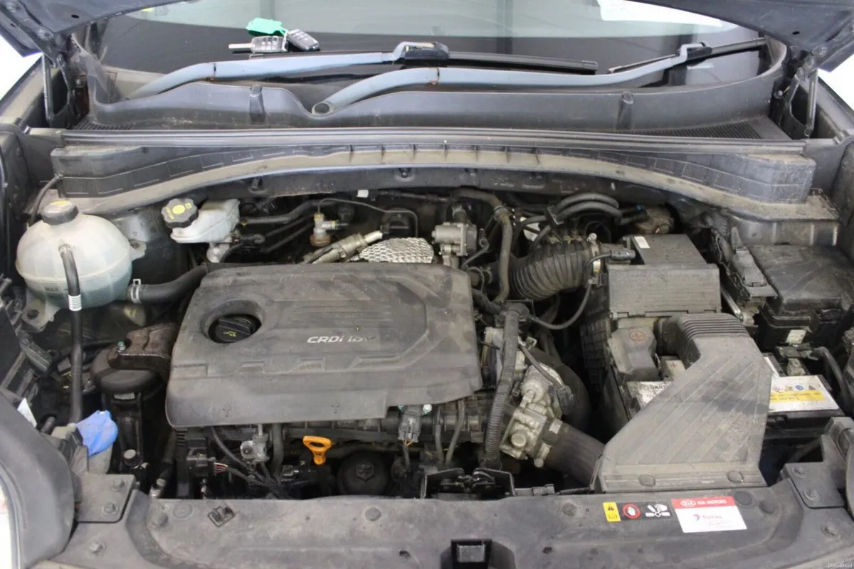 Kia Sportage 1.7 PLATINUM S - TENDER 2 - Image 5