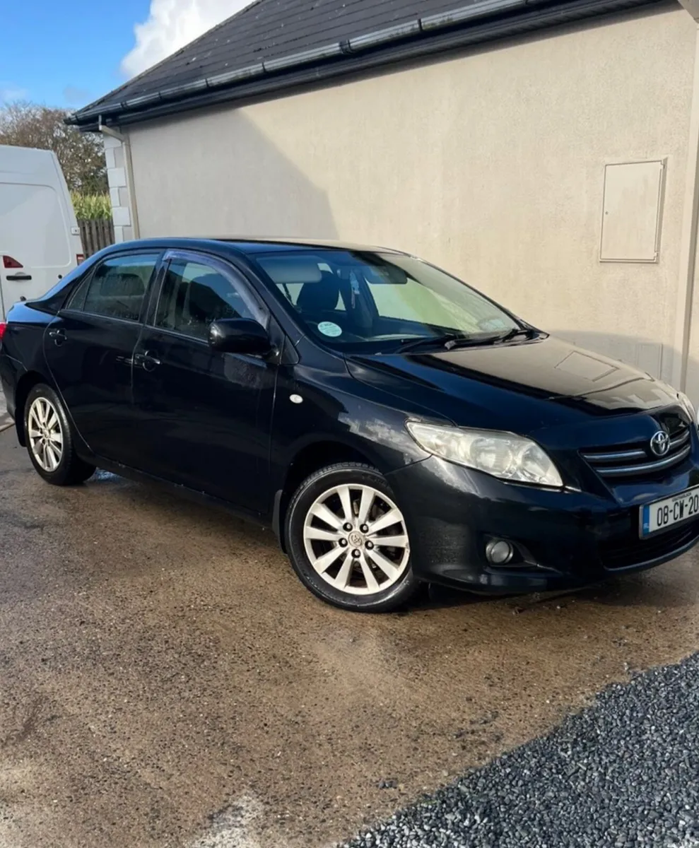 Toyota Corolla 2008 - Image 1