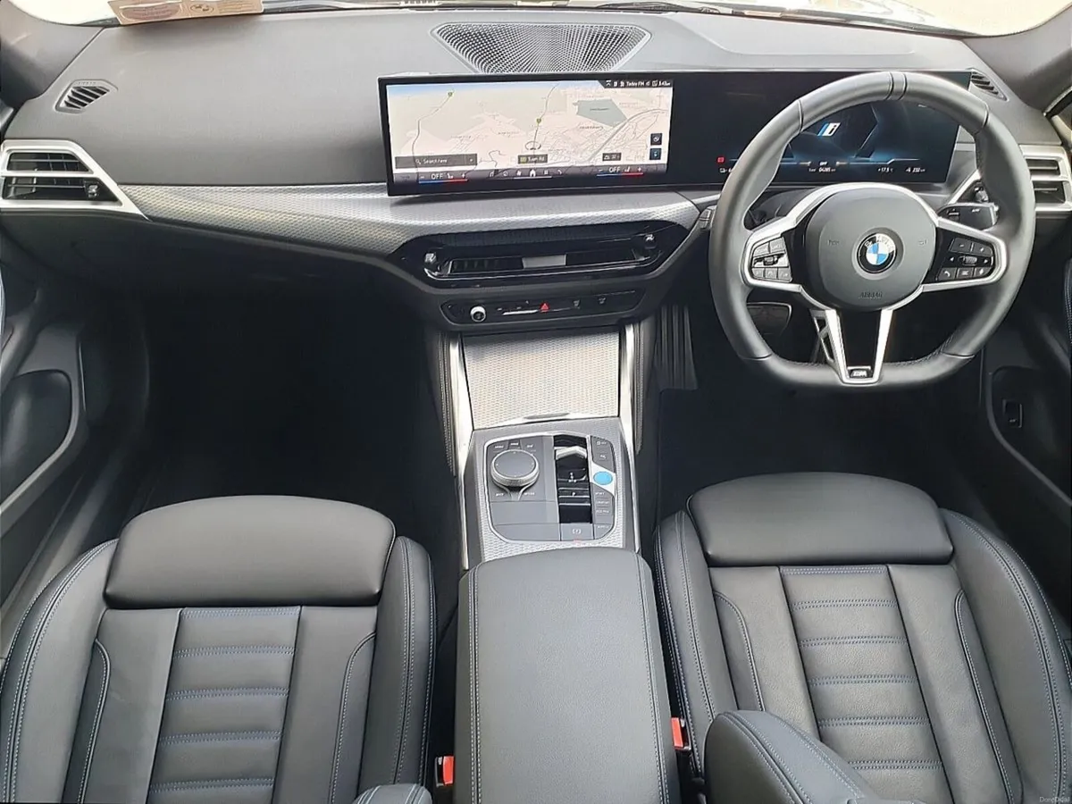 BMW i4 eDrive35 M Sport Pro - Image 4