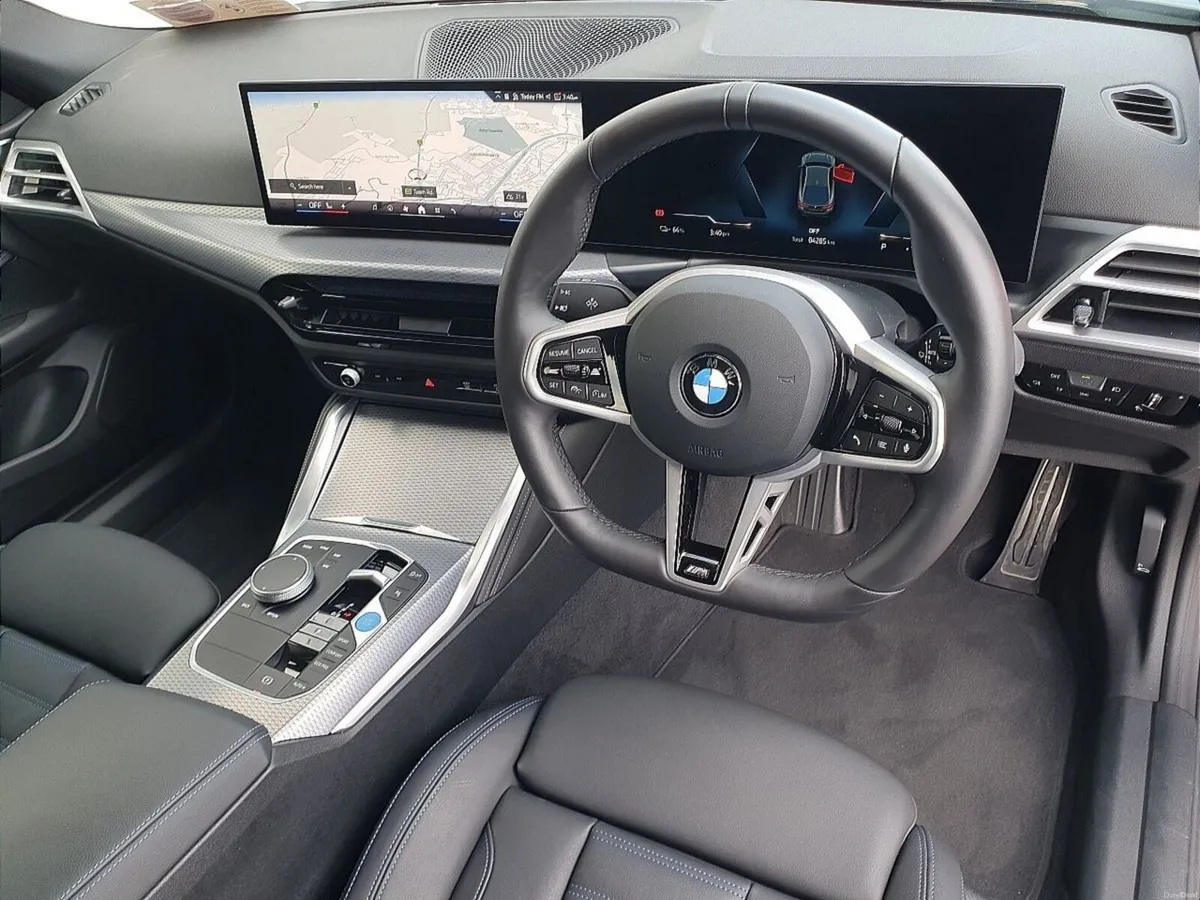 BMW i4 eDrive35 M Sport Pro - Image 6